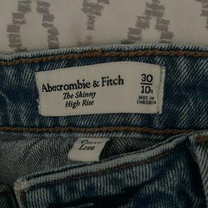 Abercrombie Curve Love The Skinny High Rise
